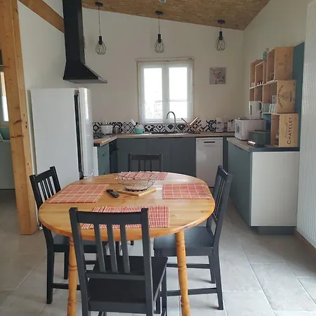 Le Logis De Jade Holiday home *