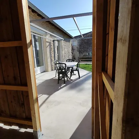 Le Logis De Jade Дом отдыха *