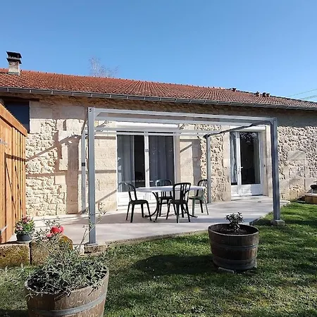 Дом отдыха Le Logis De Jade Saint-Leon (Gironde)